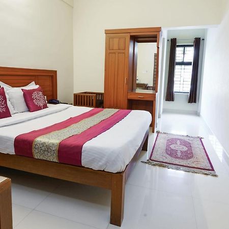 מאננטהוואדי Oyo 9404 Hotel White Fort מראה חיצוני תמונה